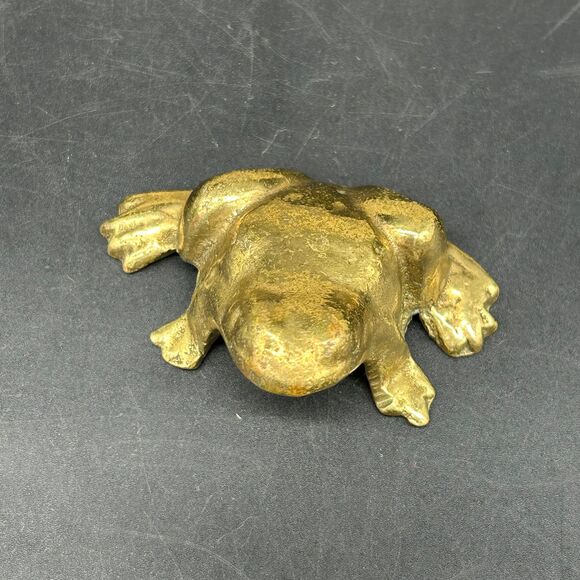 Brass Frog Paperweight Figurine 2.5” wide (A) - Picture 6 of 6